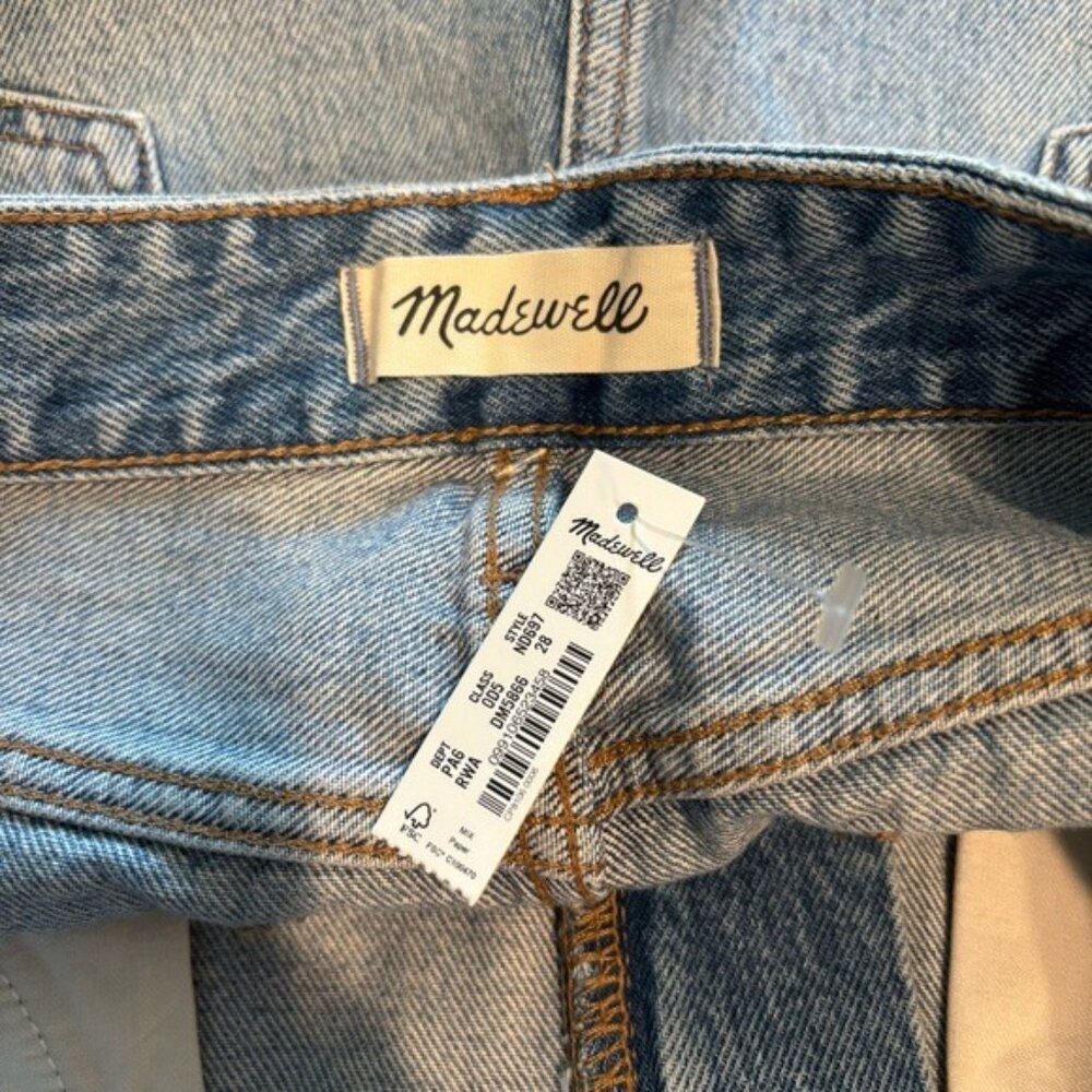 Madewell Relaxed Denim Shorts in Renfield Wash NWT - Picture 6 of 7